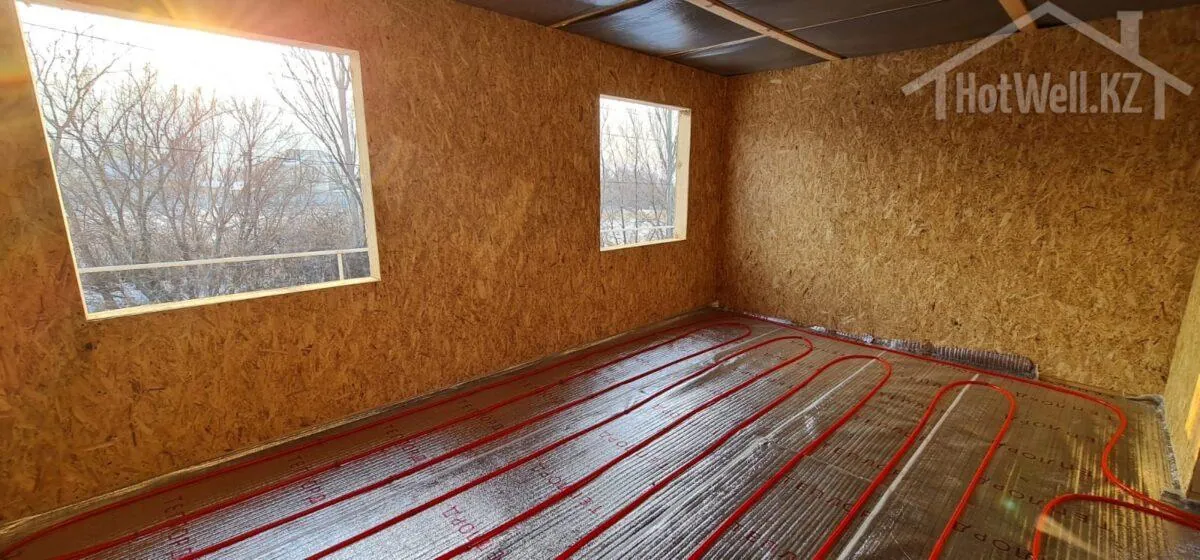 Спальня дома «К-279А» из СИП-панелей: тёплый пол на отражающей изоляции